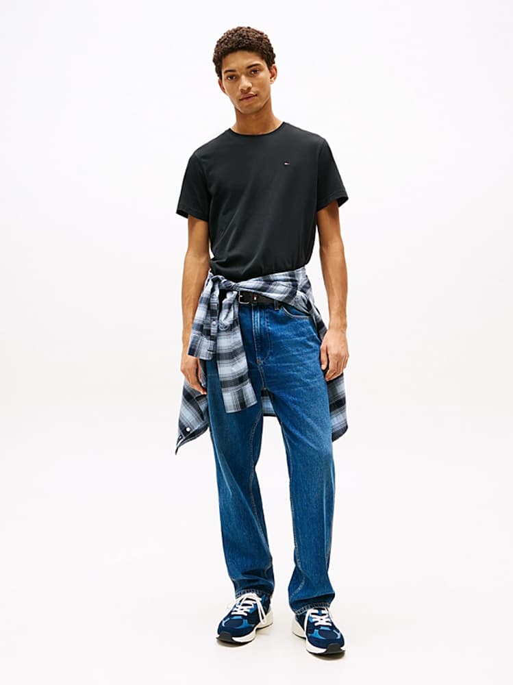 Ανδρικό T-shirt Μαύρο Tommy Jeans DM0DM04411-078