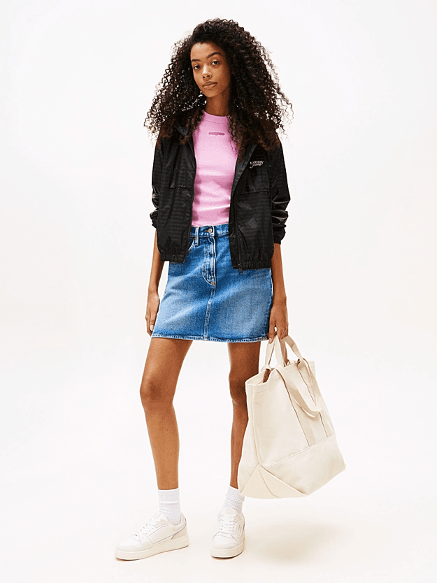 Γυναικείο Αντιανεμικό Μπουφάν Μαύρο Tommy Jeans DW0DW20952-BDS