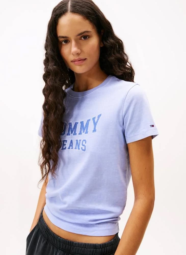 Γυναικείο T-shirt Μωβ Tommy Jeans DW0DW21966-C5Z