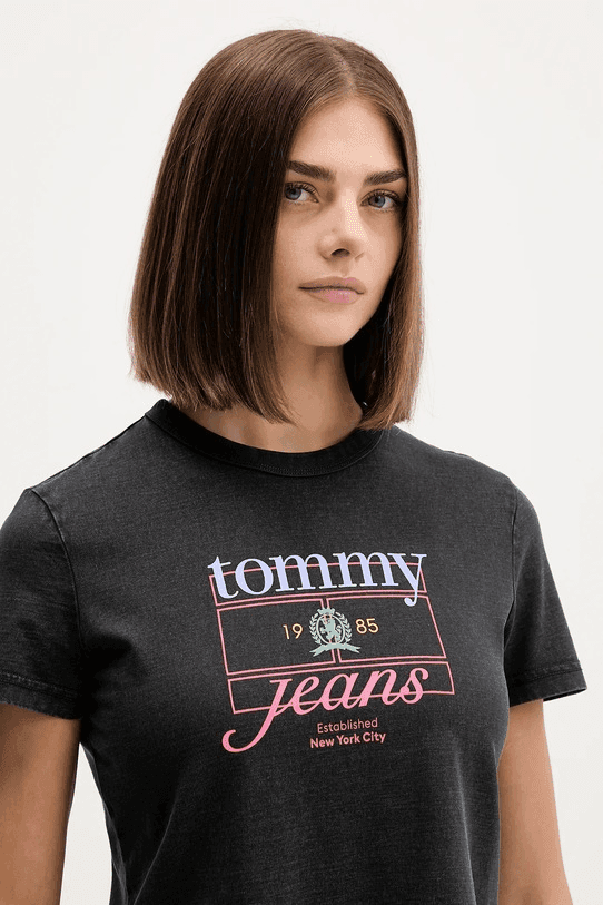 Γυναικείο T-shirt Μαύρο Tommy Jeans DW0DW21533-BDS