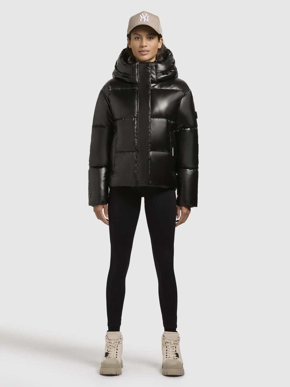 Γυναικείο Devina2 Shiny Μπουφάν Μαύρο Khujo KJ1085JK253-BLACK