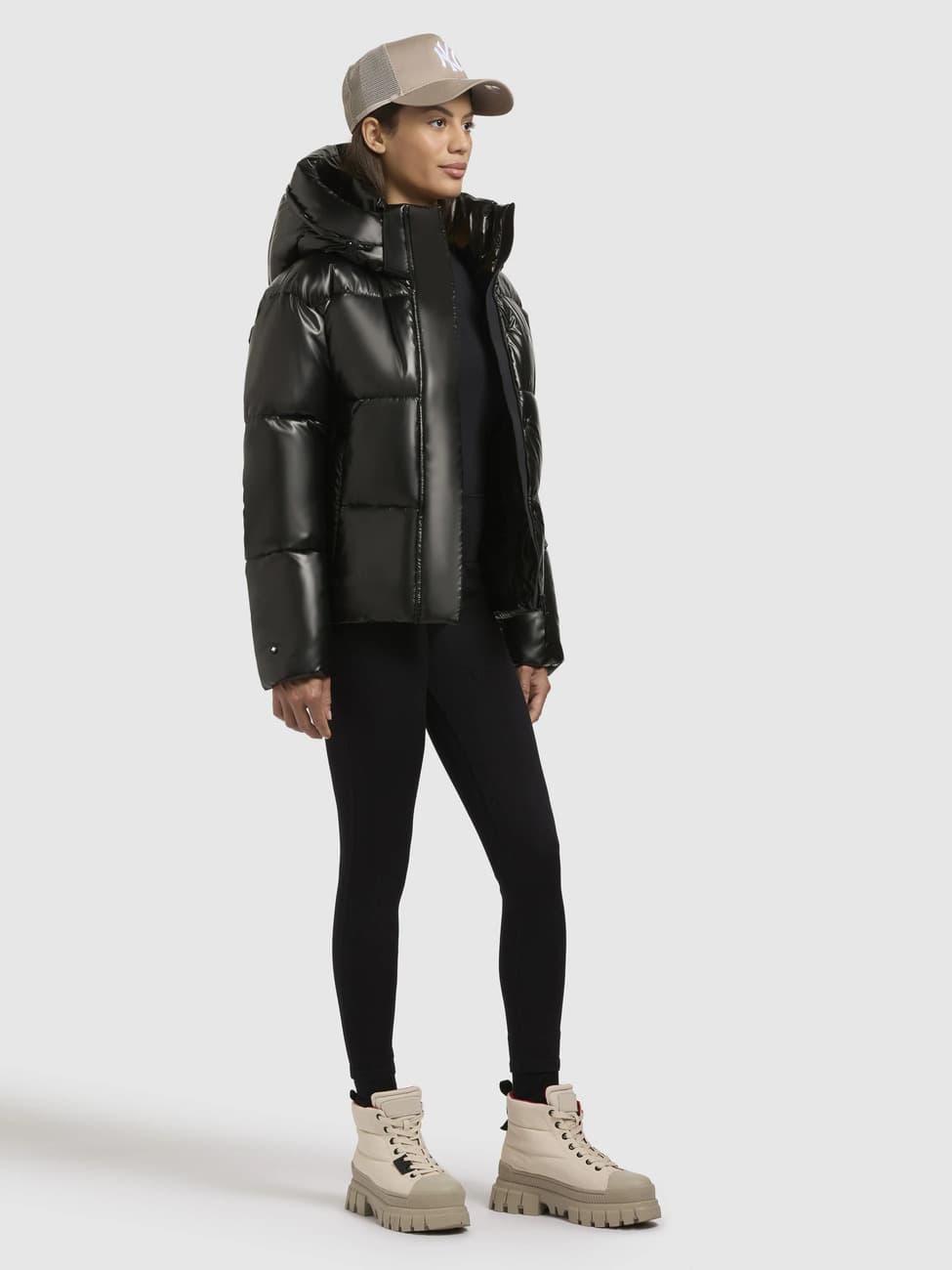 Γυναικείο Devina2 Shiny Μπουφάν Μαύρο Khujo KJ1085JK253-BLACK