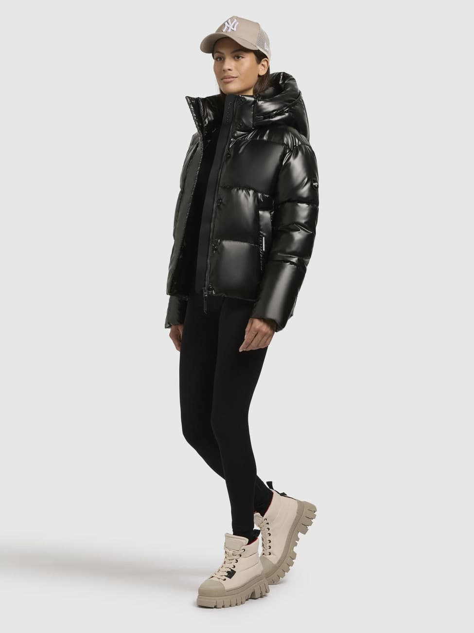 Γυναικείο Devina2 Shiny Μπουφάν Μαύρο Khujo KJ1085JK253-BLACK