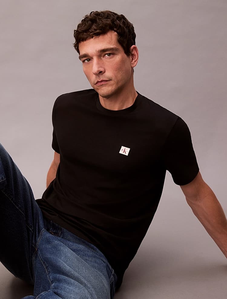 T-SHIRT CALVIN KLEIN SS BADGE 30S JERSEY CLASSIC BLACK CALVIN KLEIN