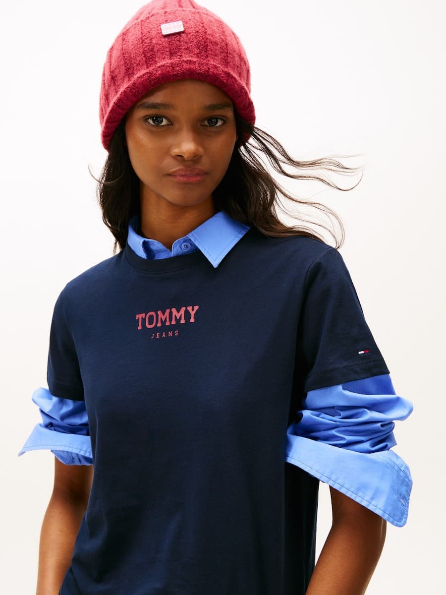Tommy Jeans Essential Logo 2 Regular Fit T-Shirt Women