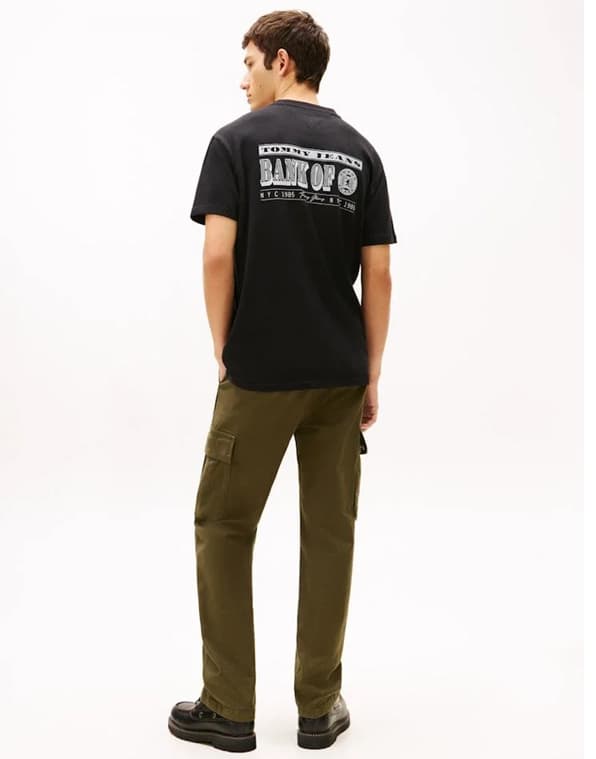 Ανδρικό T-shirt Μαύρο Tommy Jeans DM0DM22329-BDS