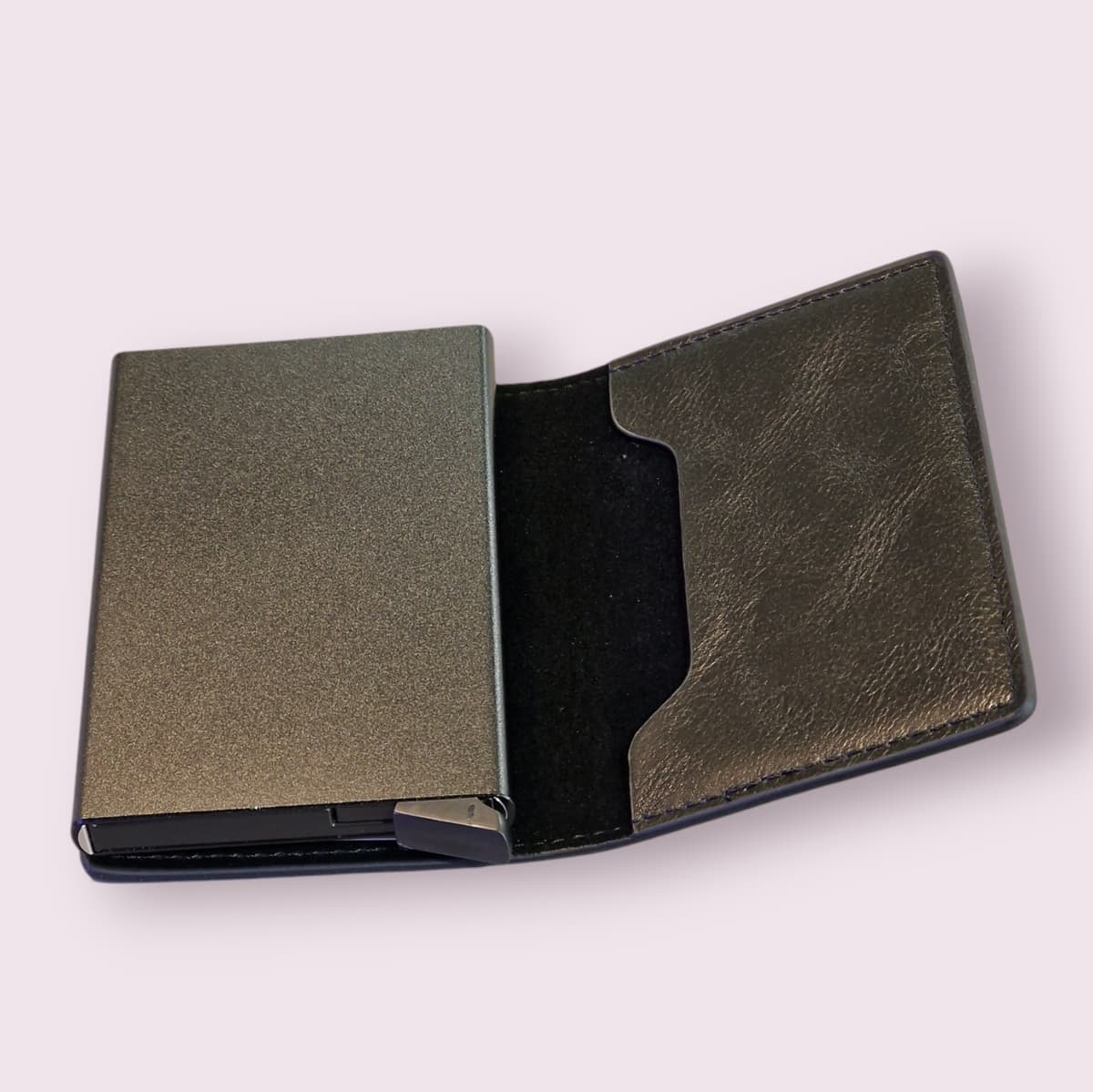 Μαύρο Πορτοφόλι Δερμάτινο RFID Card Holder OSSO Με θήκη Αλουμινίου Slide