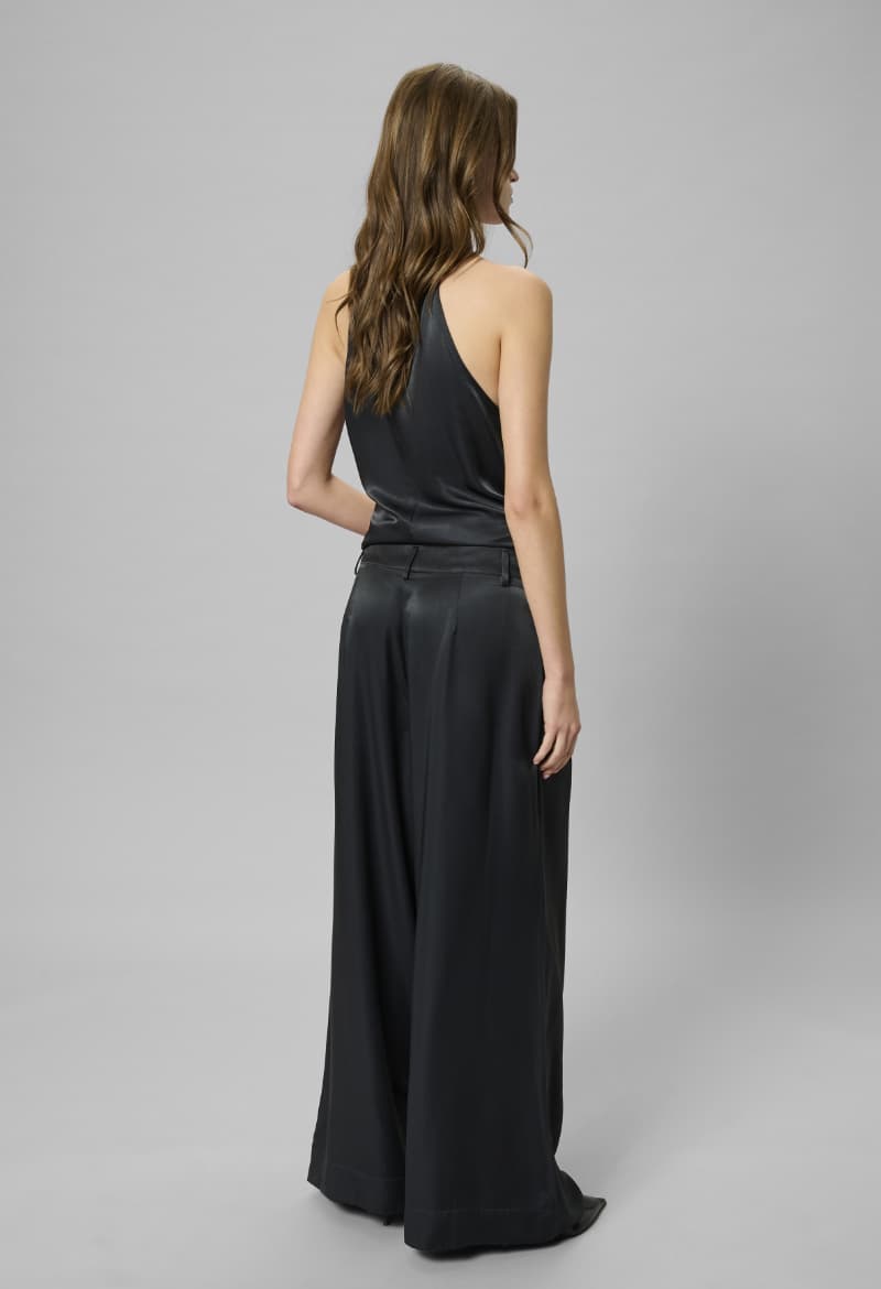 Women's Trousers My Essential Wardrobe