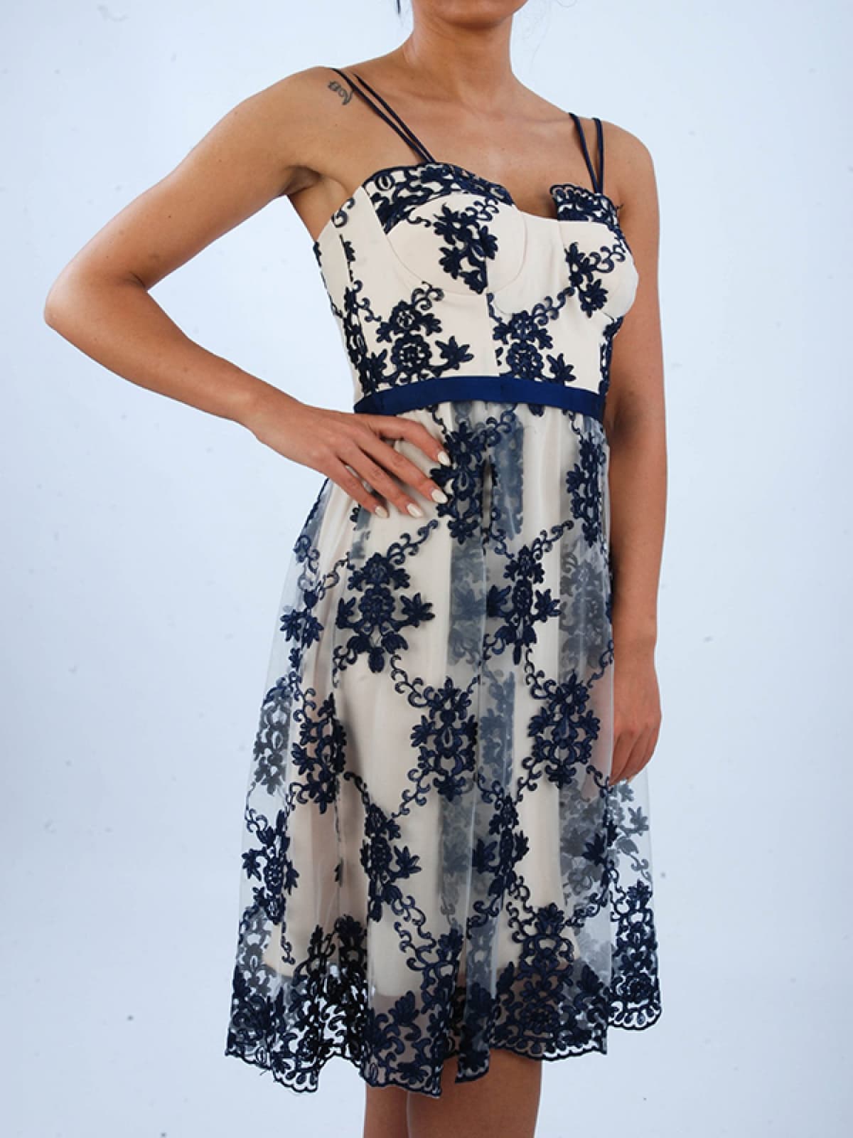 TWENTY-29 ΦΟΡΕΜΑ ΤΙΡΑΝΤΑ ΔΙΑΦΑΝΕΙΑ ΛΟΥΛΟΥΔΙΑ ΕΚΡΟΥ-ΜΠΛΕ