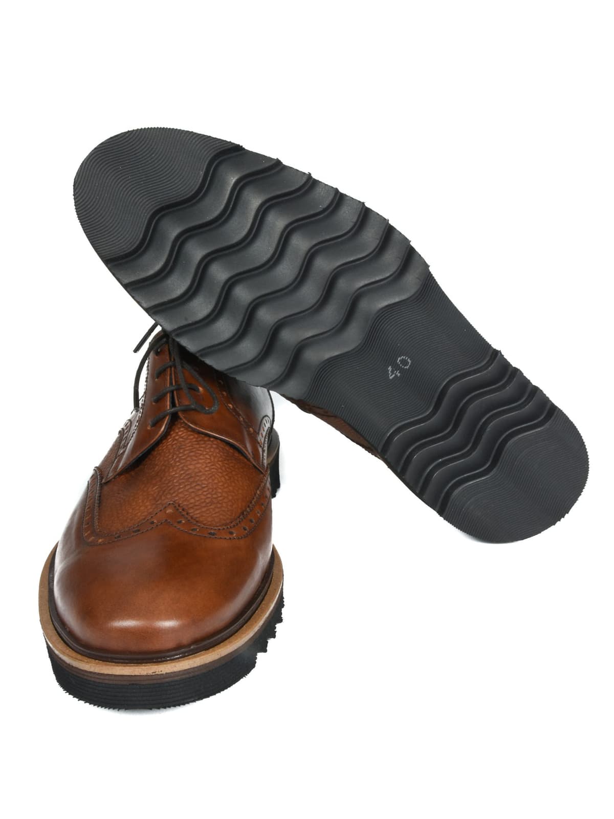 TOM FRANK ΠΑΠΟΥΤΣΙΑ ΔΕΤΟ ΤΑΜΠΑ