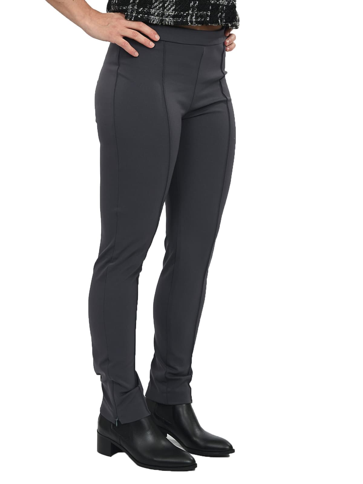 CARACTERE ΠΑΝΤΕΛΟΝΙ ΚΟΛΑΝ ΓΚΡΙ