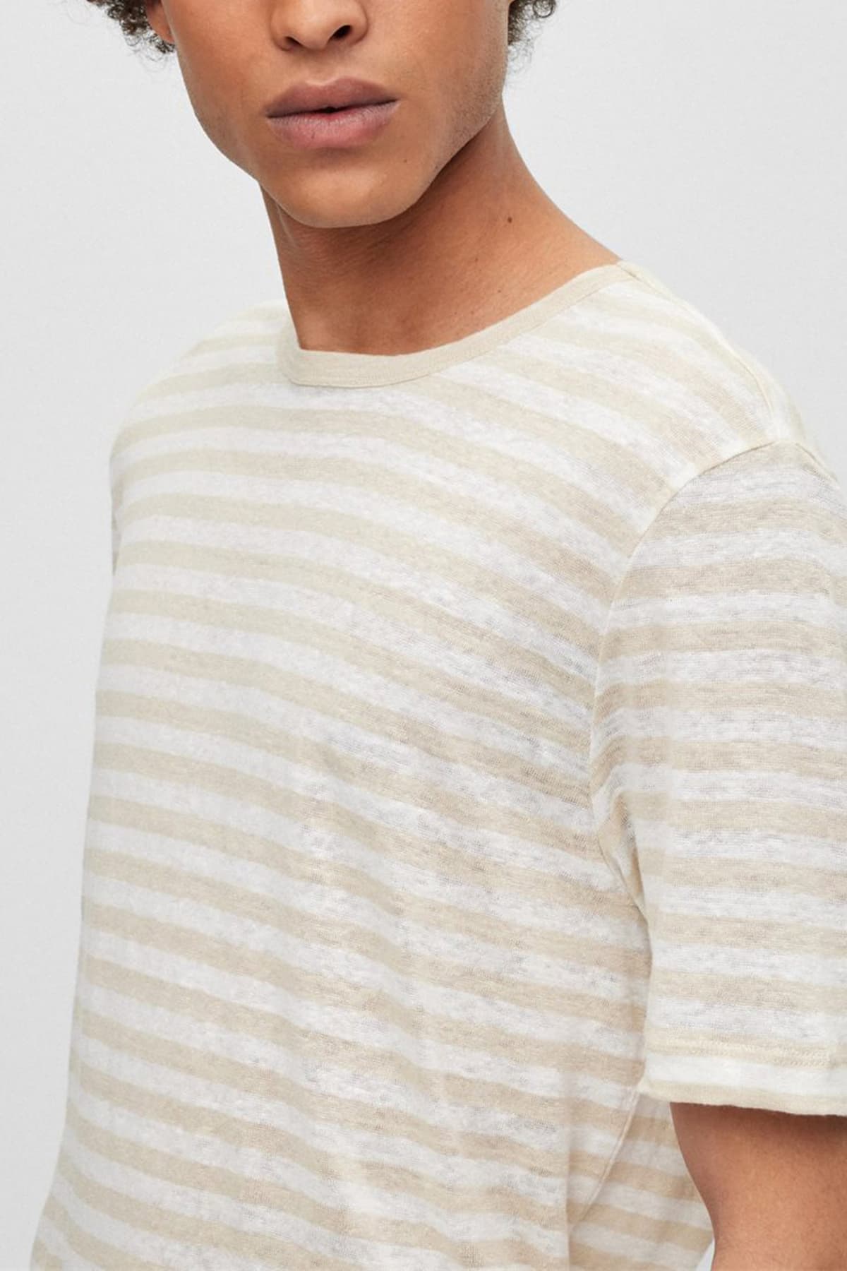 BOSS T-SHIRT ΛΙΝΟ ΡΙΓΕ TIBURT350 ΜΠΕΖ-ΛΕΥΚΟ