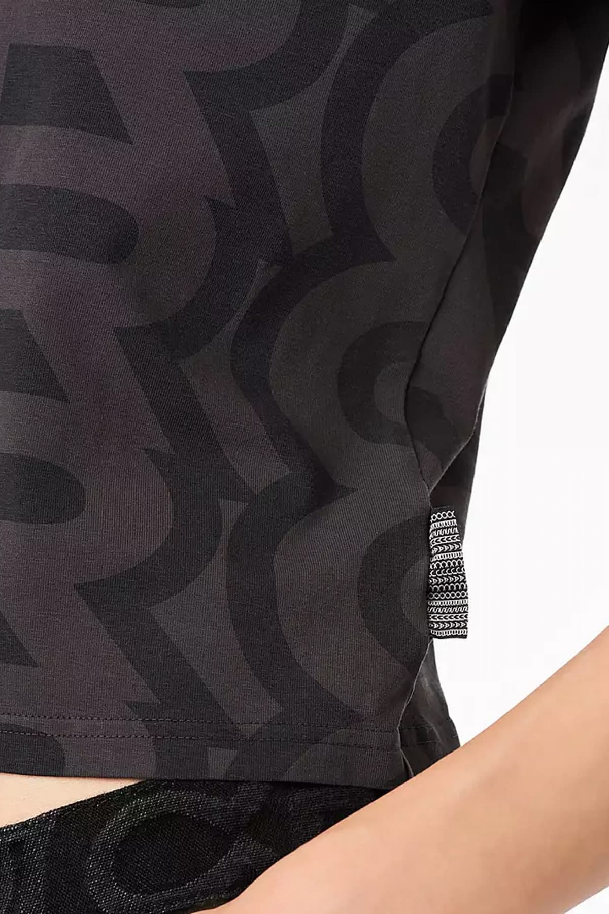 MARC JACOBS T-SHIRT ALL OVER LOGO ΜΑΥΡΟ/ΚΑΦΕ