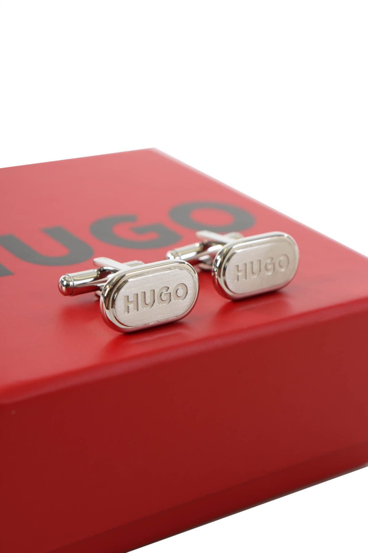 HUGO ΜΑΝΙΚΕΤΟΚΟΥΜΠΑ E-CLASSIC-CUF AΣΗΜΙ