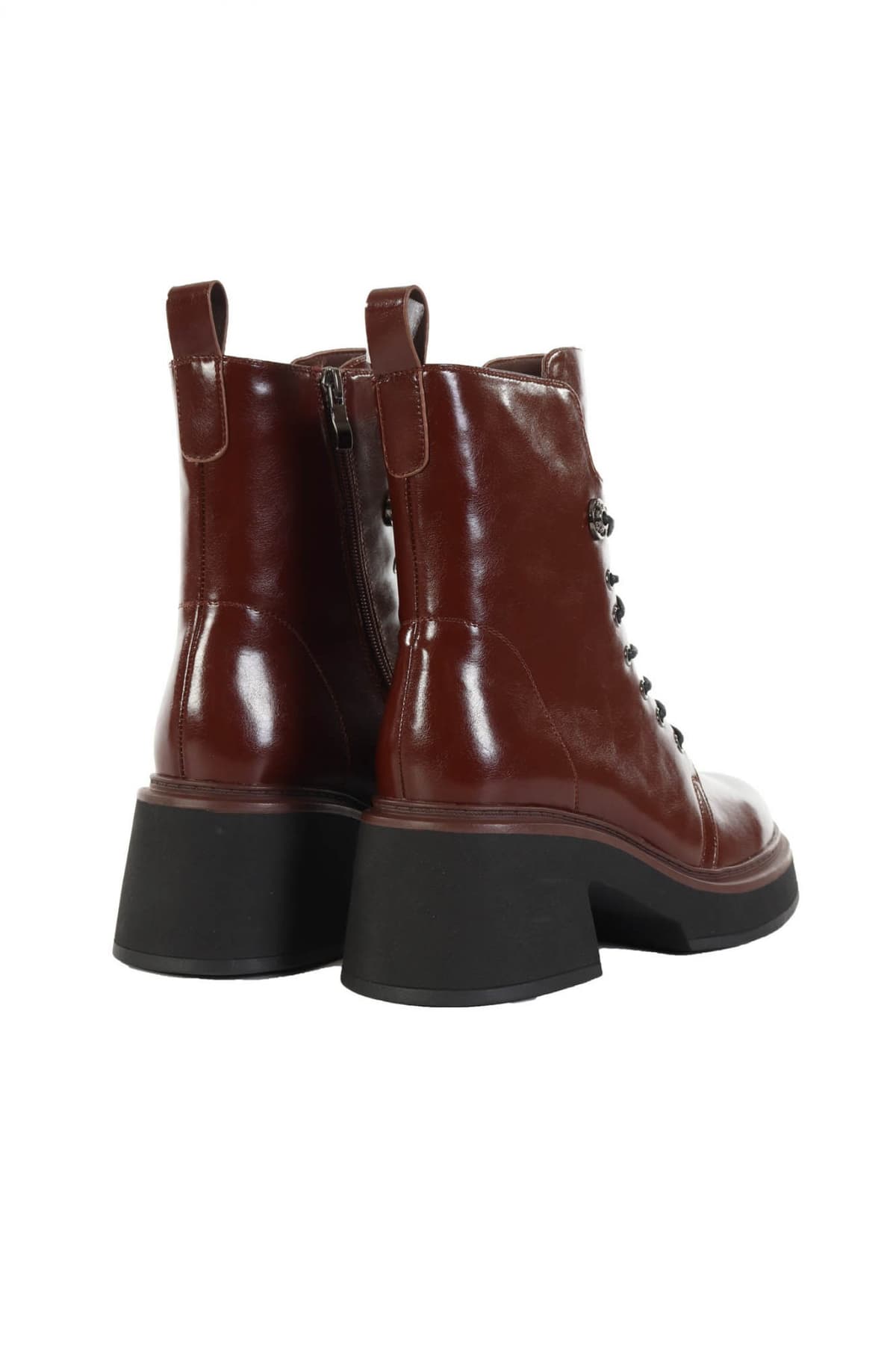 V 19.69 ΠΑΠΟΥΤΣΙΑ ΜΠΟΤΑΚΙΑ ΚΟΡΔΟΝΙΑ ΦΕΡΜΟΥΑΡ LOGO KEΡΑΜΙΔΙ ΣΚΟΥΡΟ