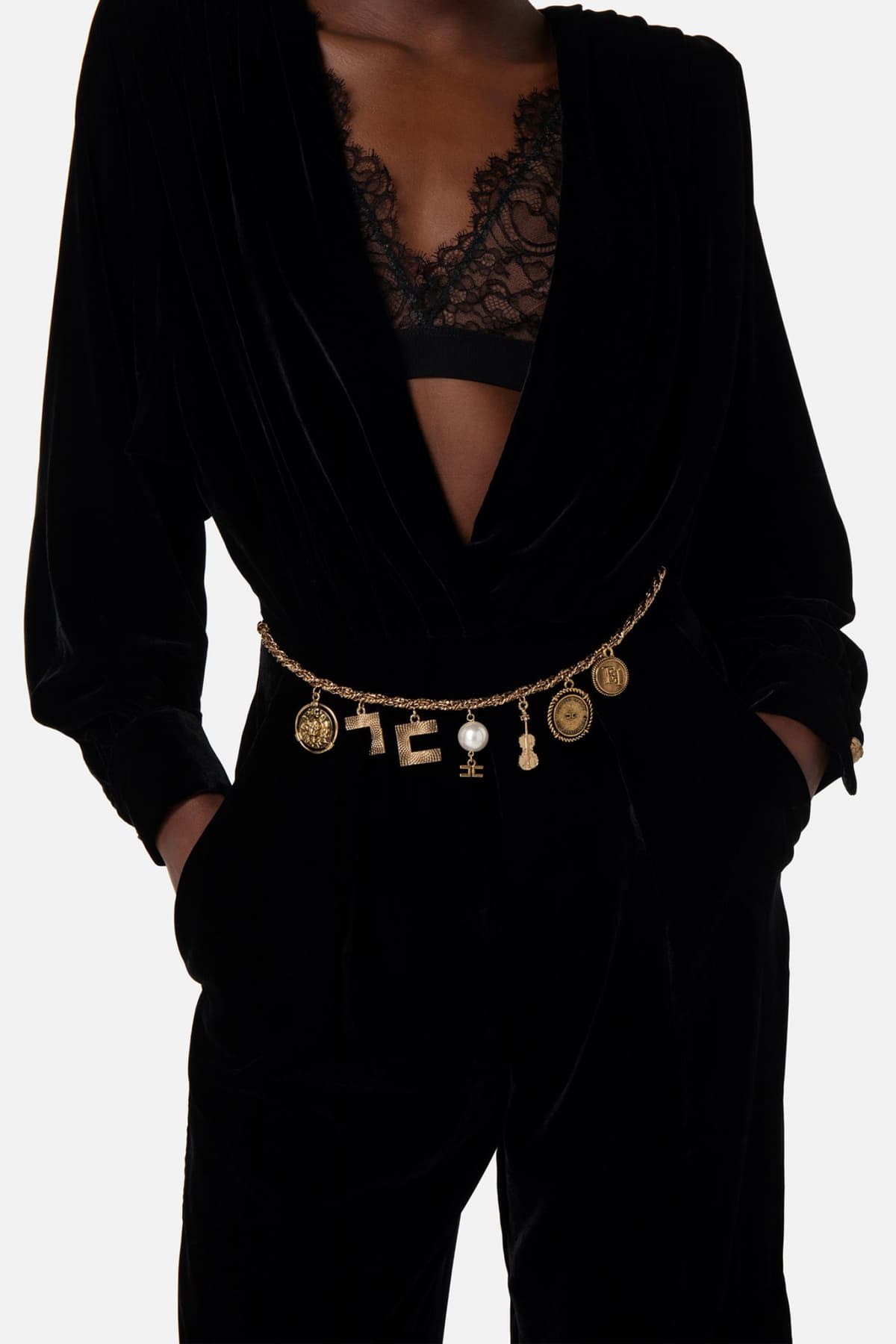 ELISABETTA FRANCHI ΟΛΟΣΩΜΗ ΦΟΡΜΑ CARGO ΒΕΛΟΥΔΟ ΑΠΟΣΠΩΜΕΝΗ ΔΑΝΤΕΛΑ ΜΕΤΑΛΛΙΚΕΣ ΛΕΠΤΟΜΕΡΕΙΕΣ ΜΑΥΡΟ