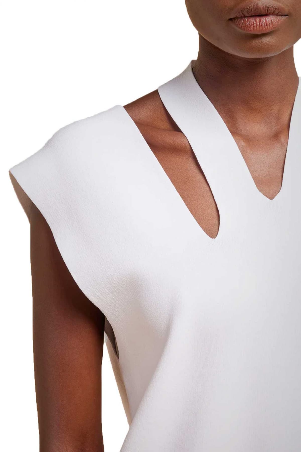 LIVIANA CONTI ΜΠΛΟΥΖΑ ΑΜΑΝΙΚΗ ΑΝΟΙΓΜΑΤΑ ΛΕΥΚΟ