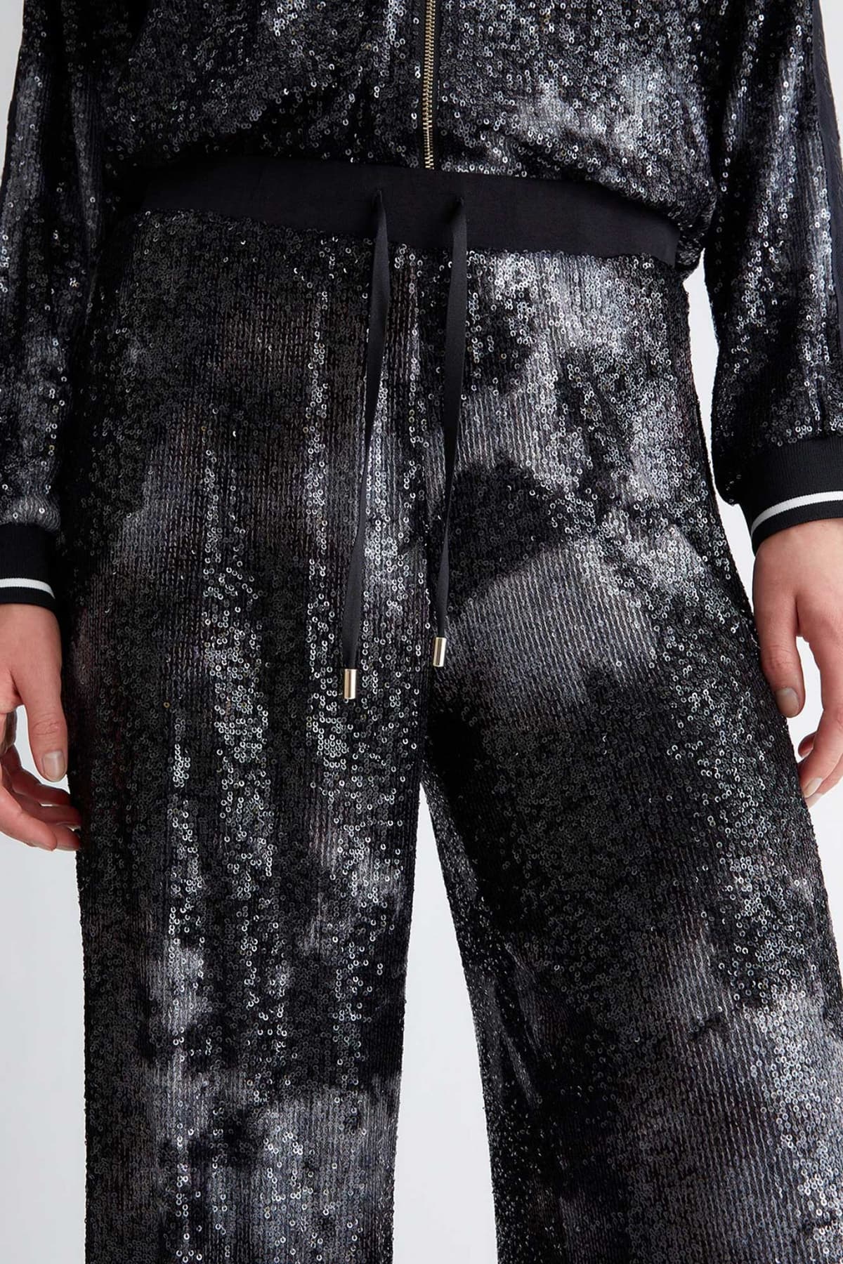 LIU JO ΠΑΝΤΕΛΟΝΙ ΦΟΡΜΑ ΠΑΓΕΤΑ ΜΑΥΡΟ-ΓΚΡΙ