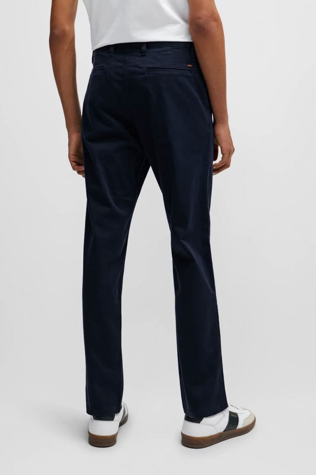 BOSS CASUAL ΠΑΝΤΕΛΟΝΙ CHINO TAPERED FIT ΣΚΟΥΡΟ ΜΠΛΕ