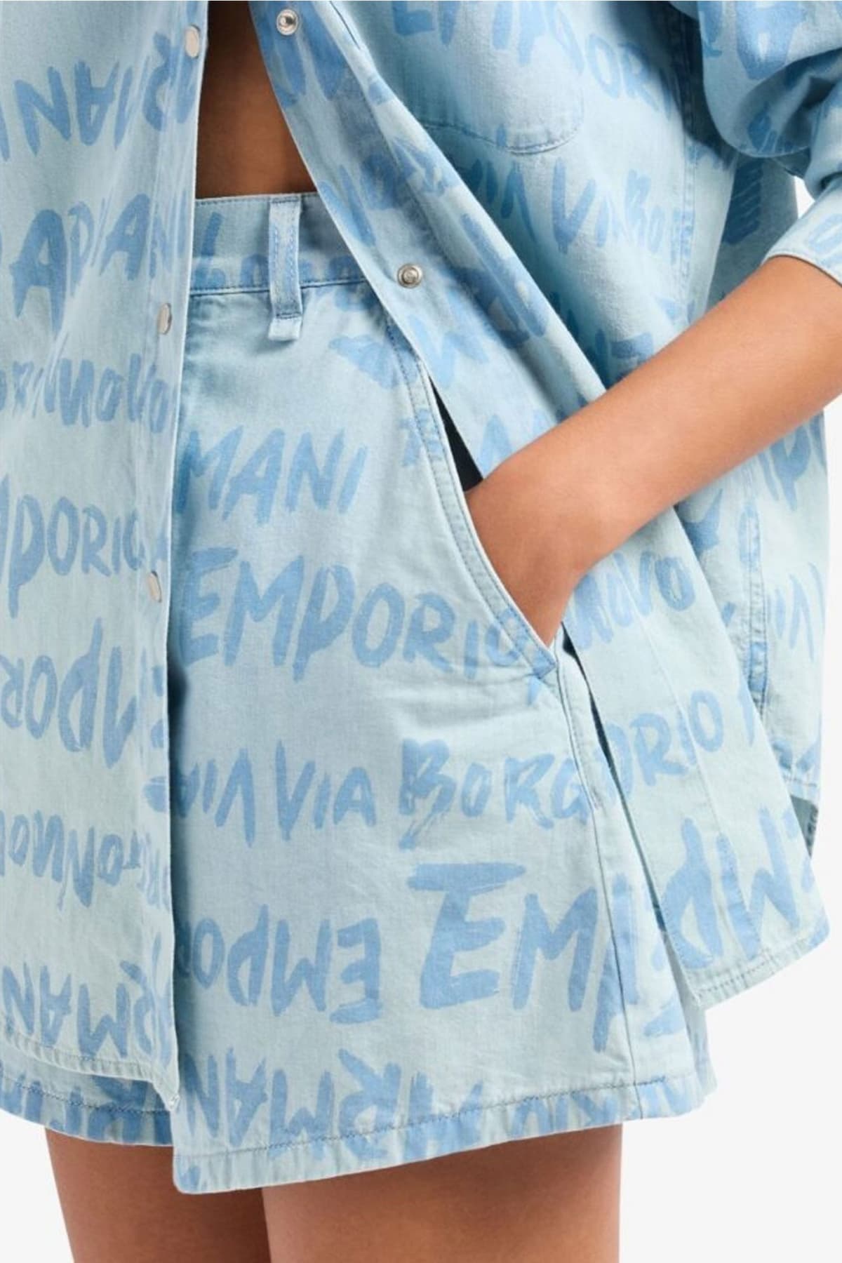 EMPORIO ARMANI ΣΟΡΤΣ JEANS LOGO ΑΝΟΙΧΤΟ ΜΠΛΕ