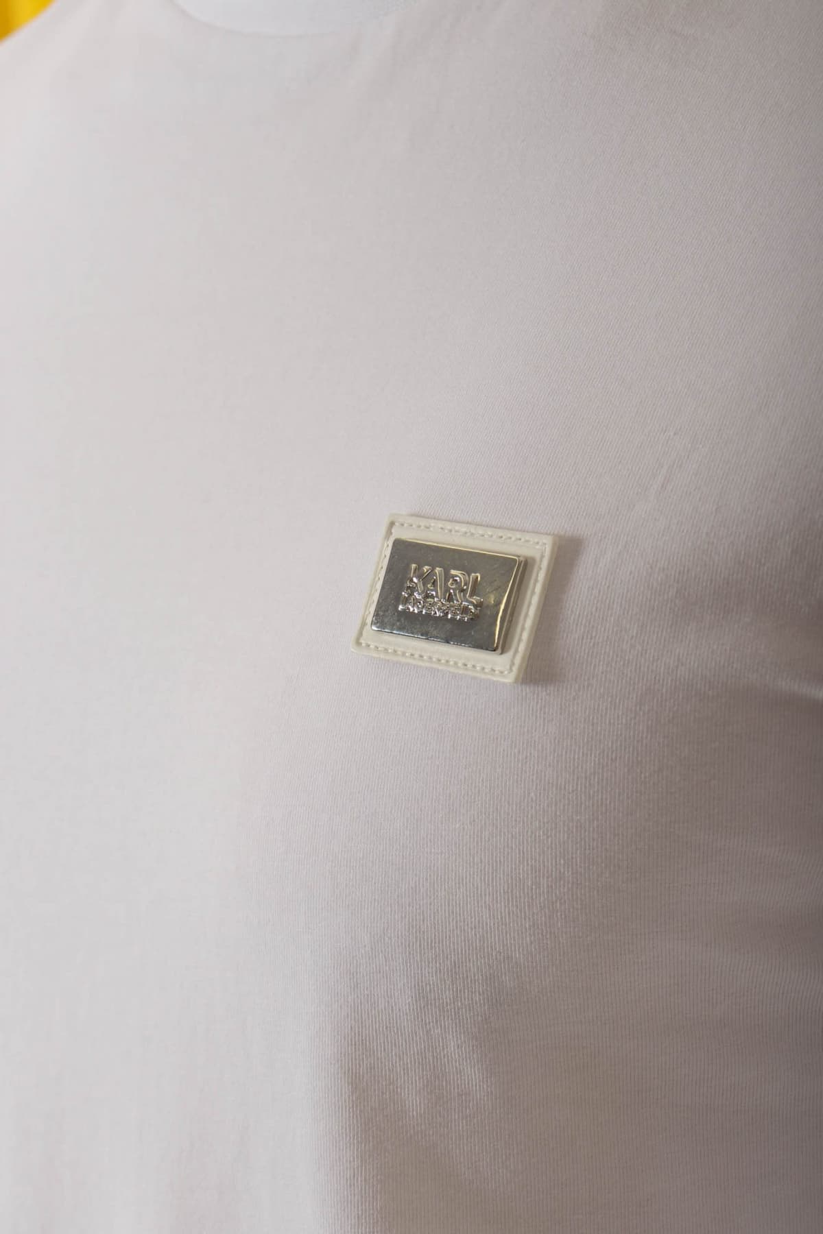 KARL LAGERFELD T-SHIRT METALLIC LOGO ΛΕΥΚΟ