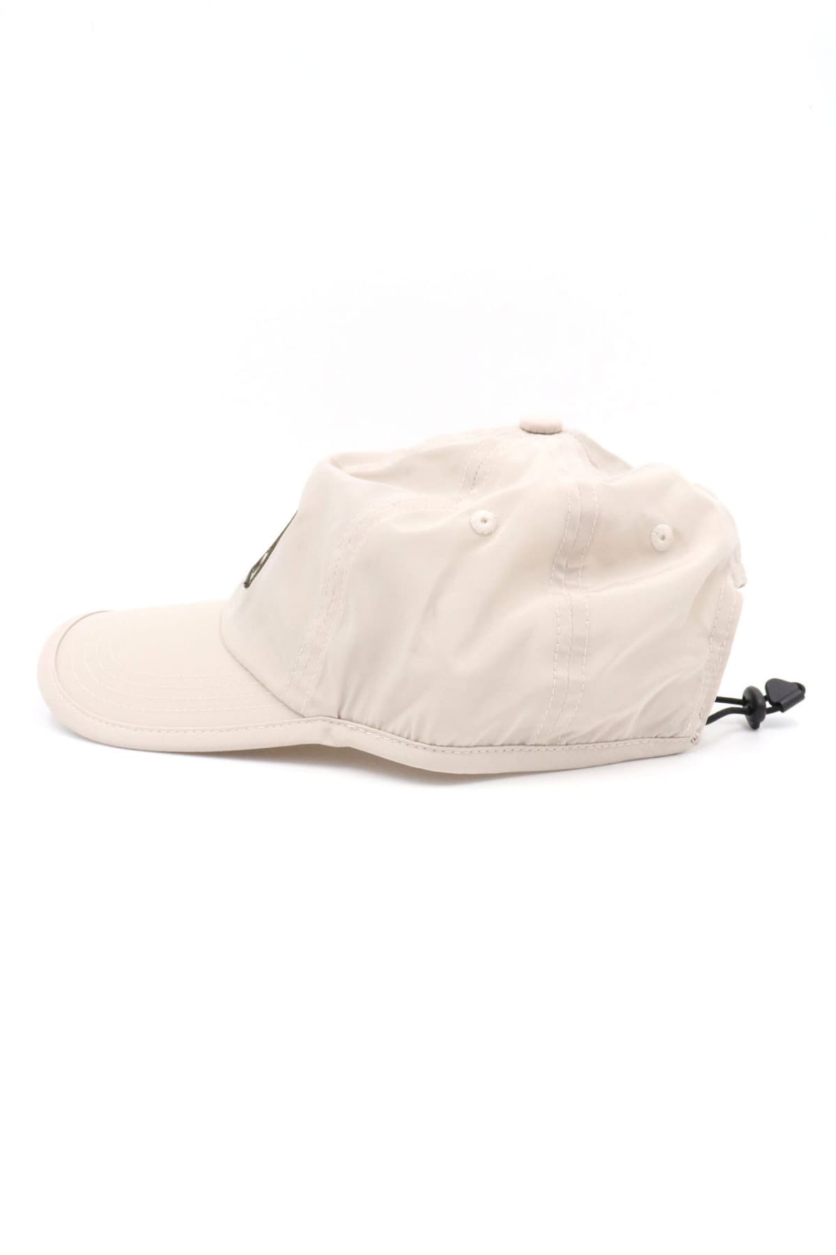 ARMANI 7 ΚΑΠΕΛΟ GOLD LOGO ΜΠΕΖ