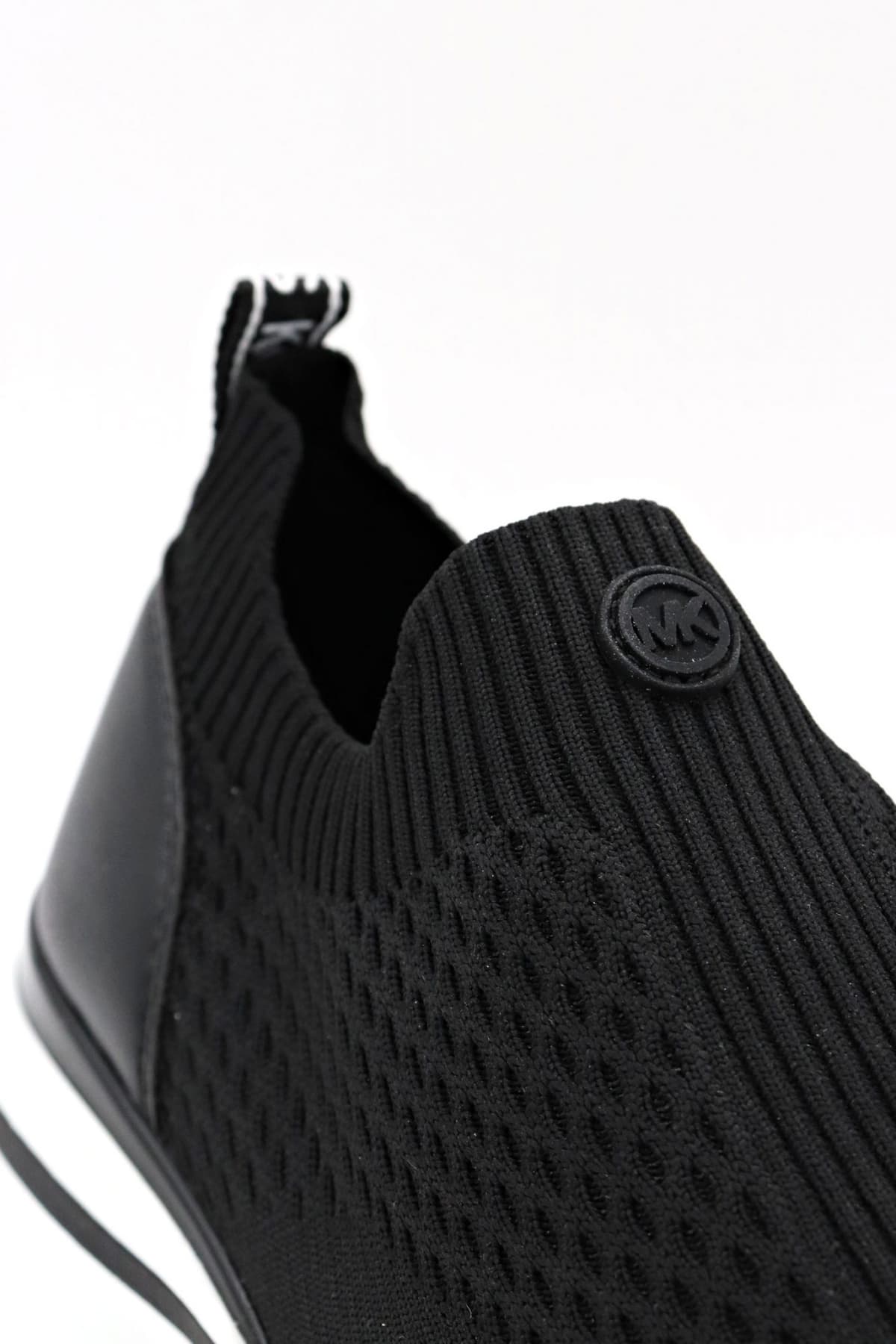 MICHAEL KORS ΠΑΠΟΥΤΣΙΑ SNEAKERS ARI SLIP ON LOGO MAYΡΟ