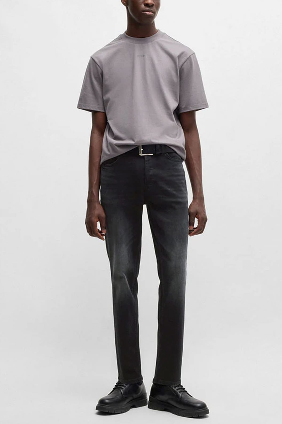 HUGO ΠΑΝΤΕΛΟΝΙ JEANS TAPERED 634 ΣΚΟΥΡΟ ΓΚΡΙ