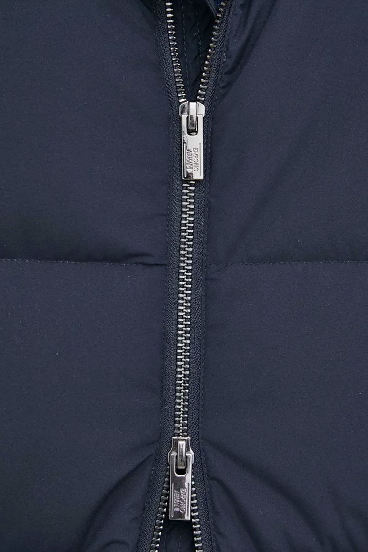 EMPORIO ARMANI ΜΠΟΥΦΑΝ ΠΟΥΠΟΥΛΟ ΜΠΛΕ