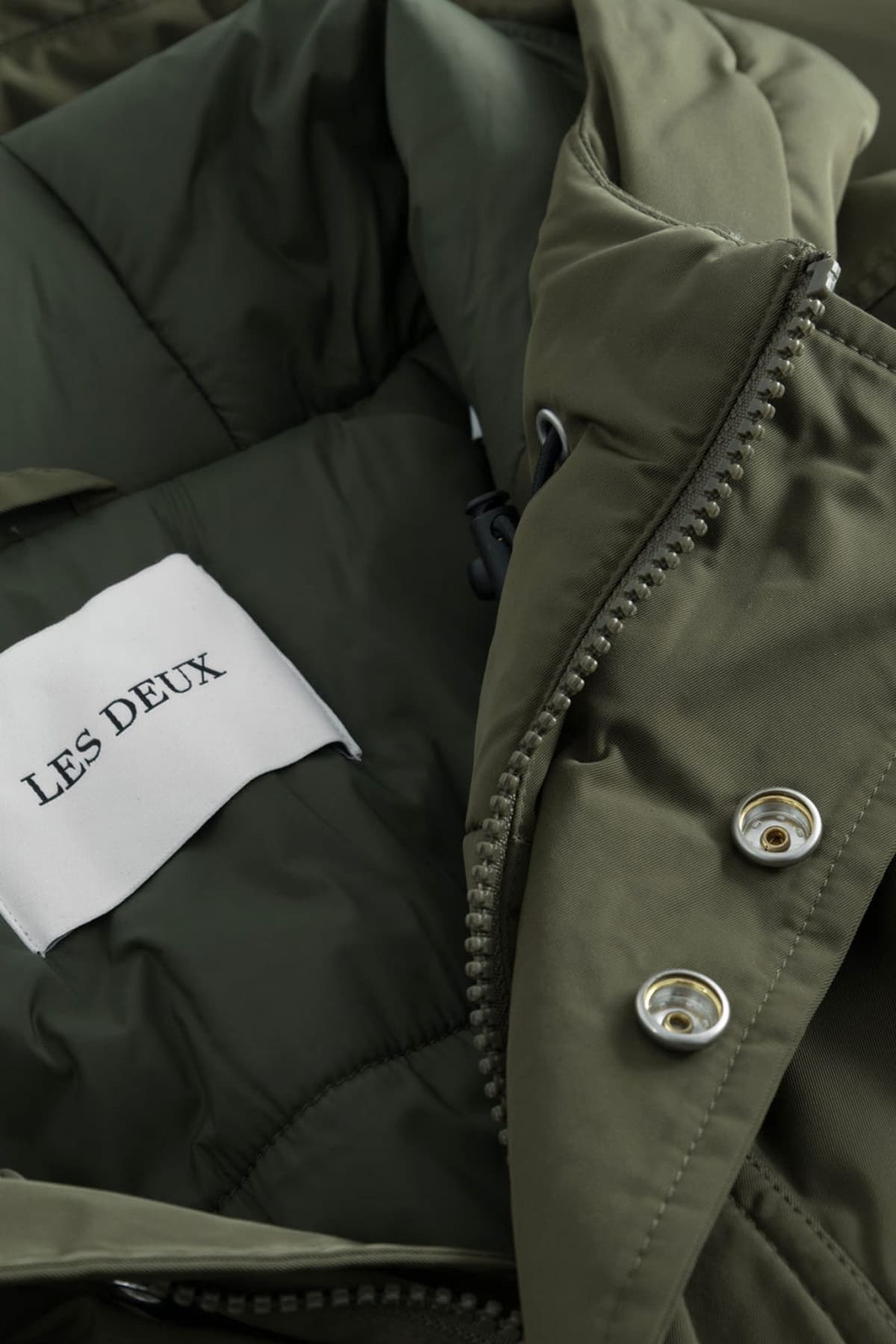 LES DEUX ΜΠΟΥΦΑΝ DARIUS PUFFER ΧΑΚΙ