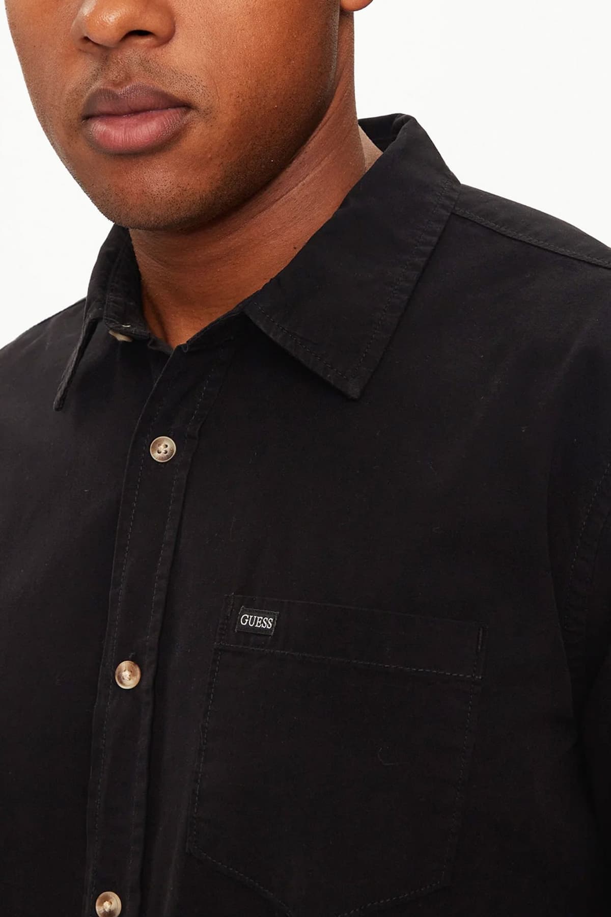 GUESS JEANS ΠΟΥΚΑΜΙΣΟ SLIM FIT LOGO ΜΑΥΡΟ