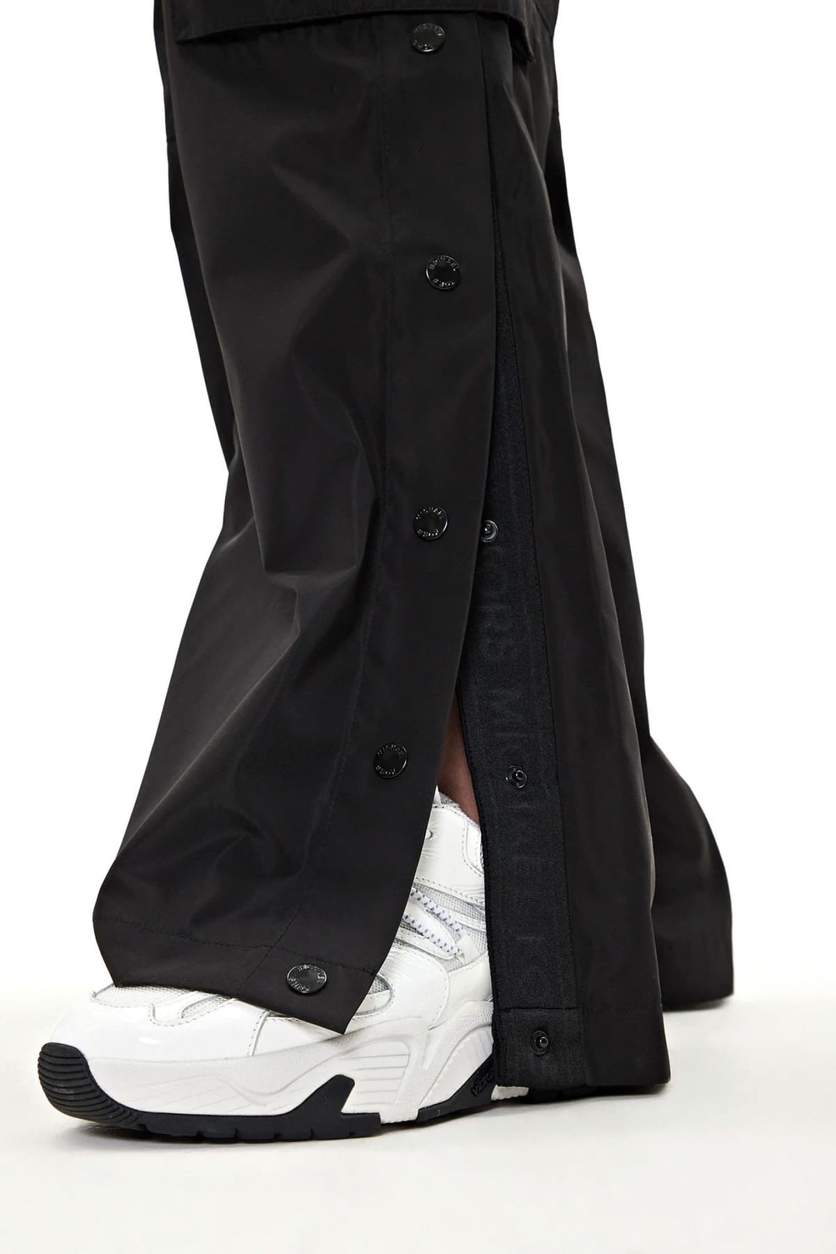 MICHAEL KORS ΠΑΝΤΕΛΟΝΙ OUTERWEAR WIDE CARGO ΑΔΙΑBROXO ΜΑΥΡΟ