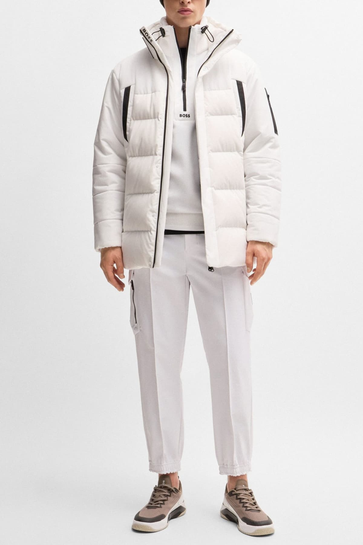 BOSS ATHLEISURE ΜΠΟΥΦΑΝ ΦΟΥΣΚΩΤΟ ΑΠΟΣΠΩΜΕΝΗ ΚΟΥΚΟΥΛΑ J HAVOC ΛΕΥΚΟ