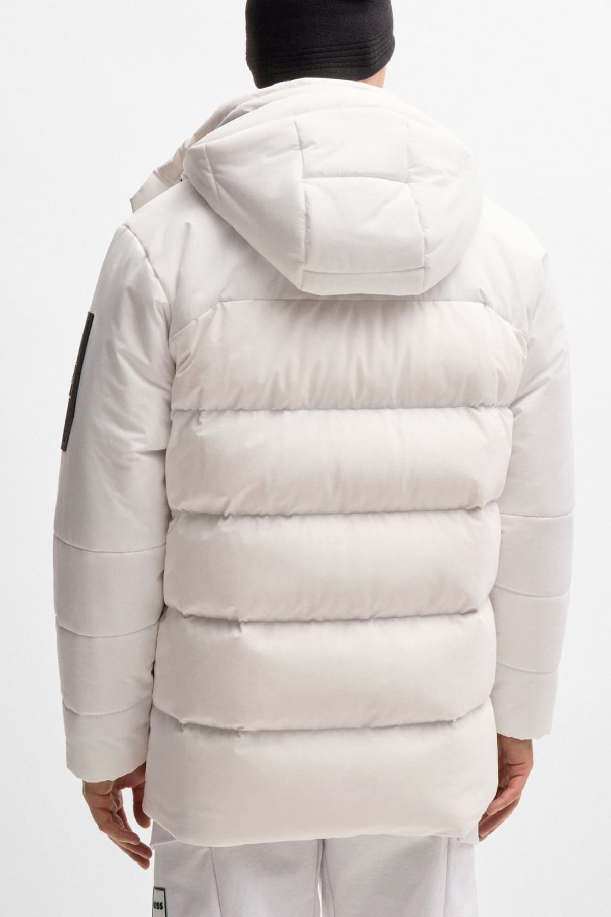 BOSS ATHLEISURE ΜΠΟΥΦΑΝ ΦΟΥΣΚΩΤΟ ΑΠΟΣΠΩΜΕΝΗ ΚΟΥΚΟΥΛΑ J HAVOC ΛΕΥΚΟ