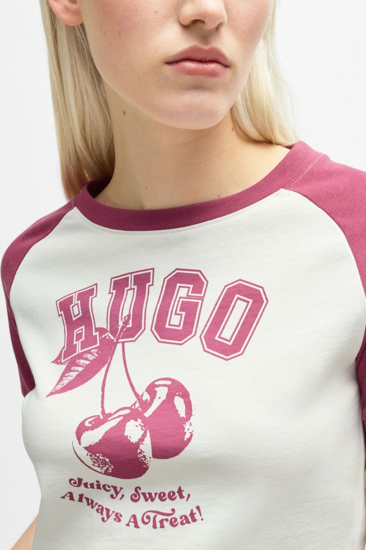 HUGO BLUE T-SHIRT CROP LOGO PRINT ΣΑΠΙΟ ΡΟΖ / ΕΚΡΟΥ