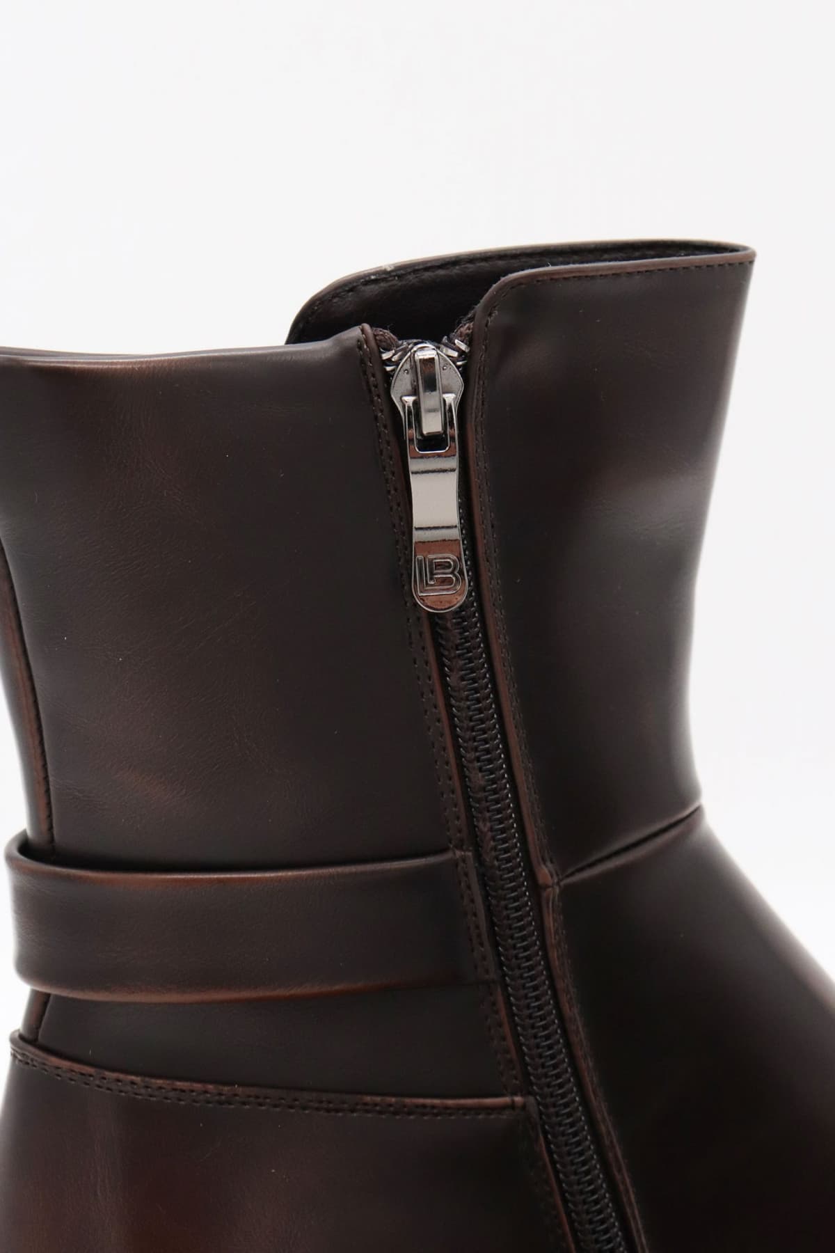 LAURA BIAGIOTTI ΠΑΠΟΥΤΣΙΑ ΜΠΟΤΑΚΙΑ ΦΕΡΜΟΥΑΡ METAΛΛΙΚΟ LOGO ΣΚΟΥΡΟ ΚΑΦΕ