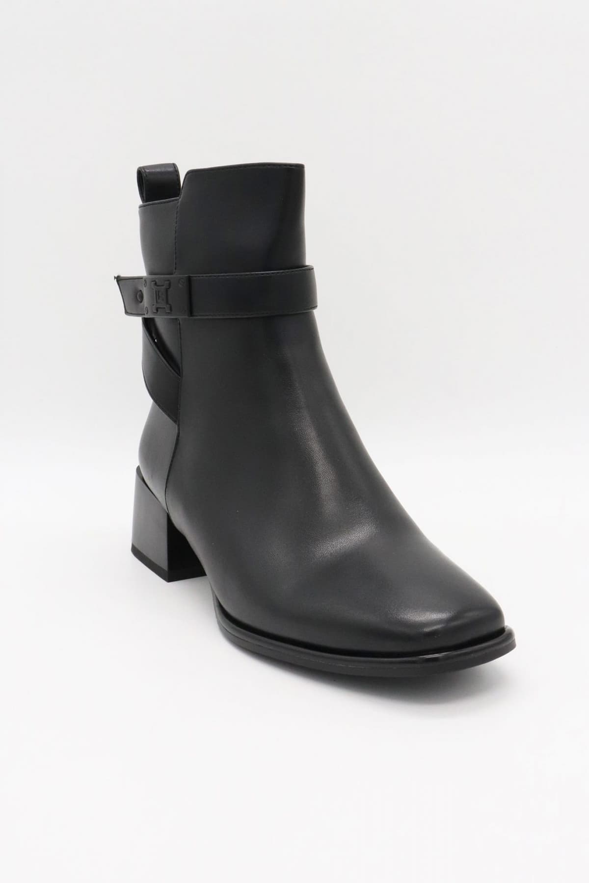 LAURA BIAGIOTTI ΠΑΠΟΥΤΣΙΑ ΜΠΟΤΑΚΙΑ ΦΕΡΜΟΥΑΡ LOGO MAYΡΟ