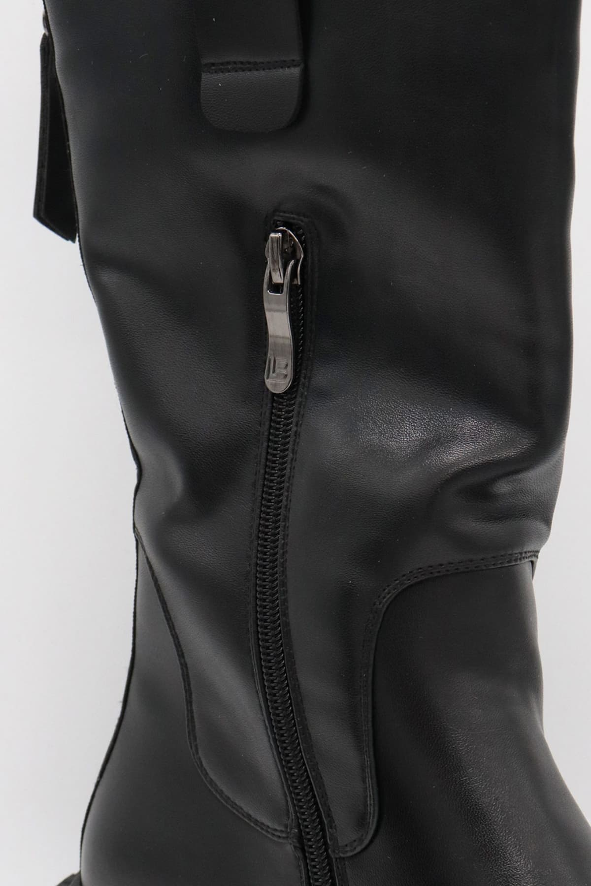 LAURA BIAGIOTTI ΠΑΠΟΥΤΣΙΑ ΜΠΟΤΑΚΙΑ ΦΕΡΜΟΥΑΡ LOGO MAYΡΟ