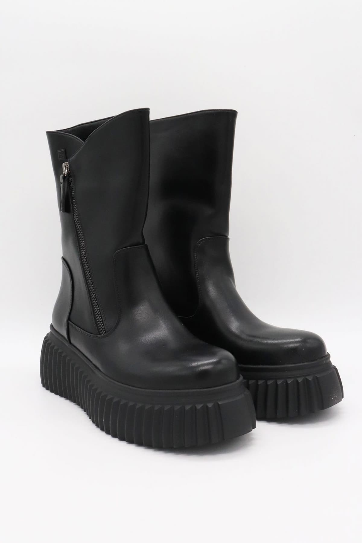 LAURA BIAGIOTTI ΠΑΠΟΥΤΣΙΑ ΜΠΟΤΑΚΙΑ ΦΕΡΜΟΥΑΡ LOGO MAYΡΟ