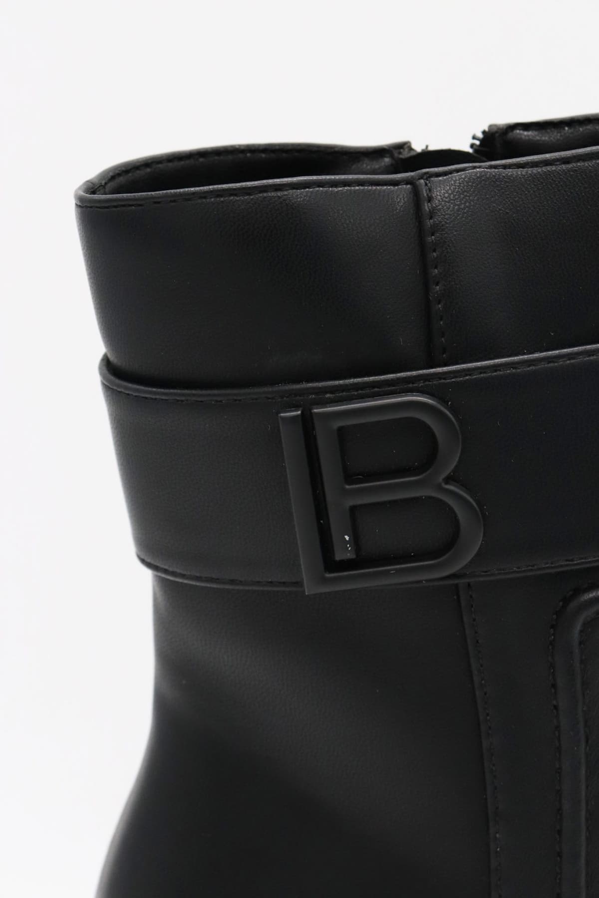 LAURA BIAGIOTTI ΠΑΠΟΥΤΣΙΑ ΜΠΟΤΑΚΙΑ ΦΕΡΜΟΥΑΡ METAΛΛΙΚΟ LOGO MAYΡΟ