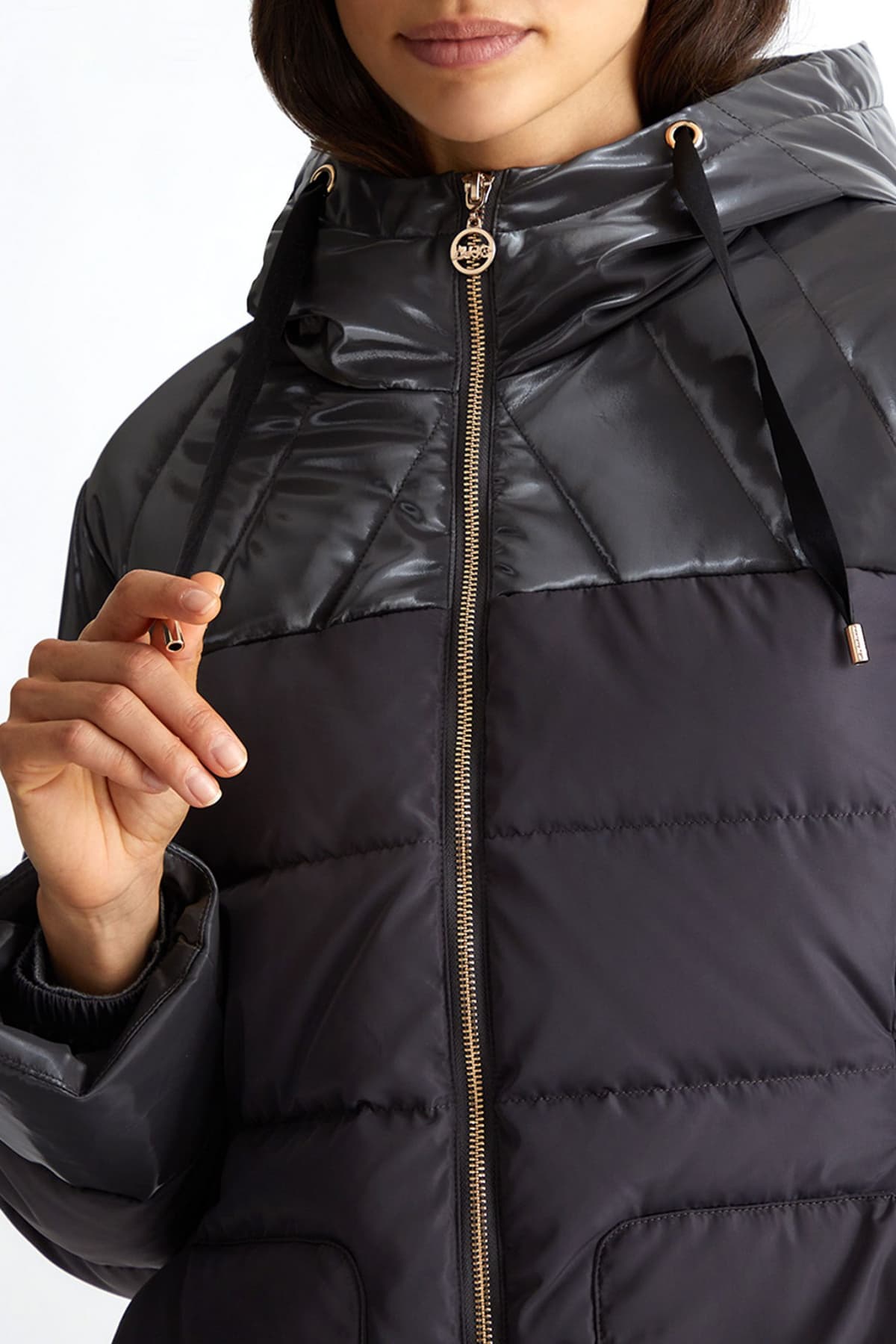 LIU-JO ΜΠΟΥΦΑΝ ΦΟΥΣΚΩΤΟ ΤΣΕΠΕΣ ΚΟΥΚΟΥΛΑ ΖΩΝΗ ΕΝΣΩΜΑΤΩΜΕΝΗ ΣΚΟΥΡΟ ΓΚΡΙ