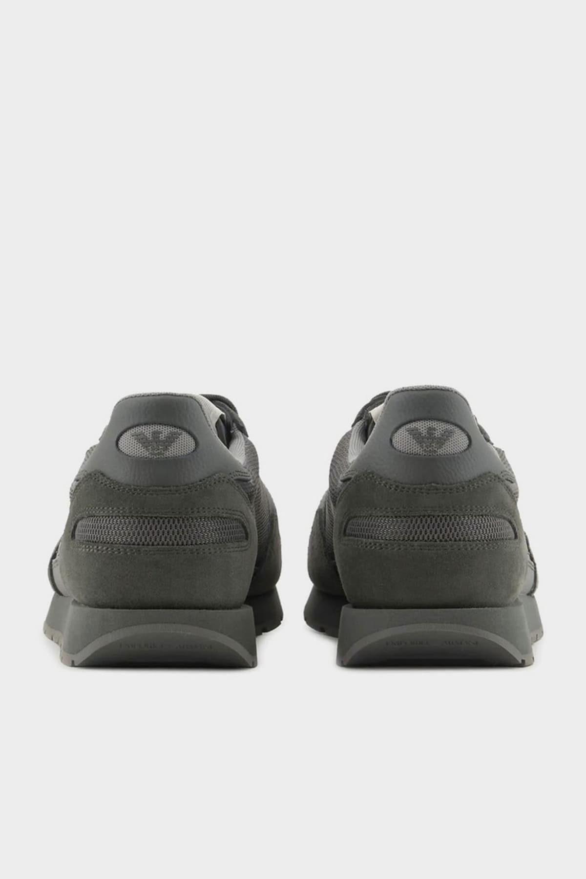 EMPORIO ARMANI ΠΑΠΟΥΤΣΙΑ SNEAKERS LOGO ΧΑΚΙ