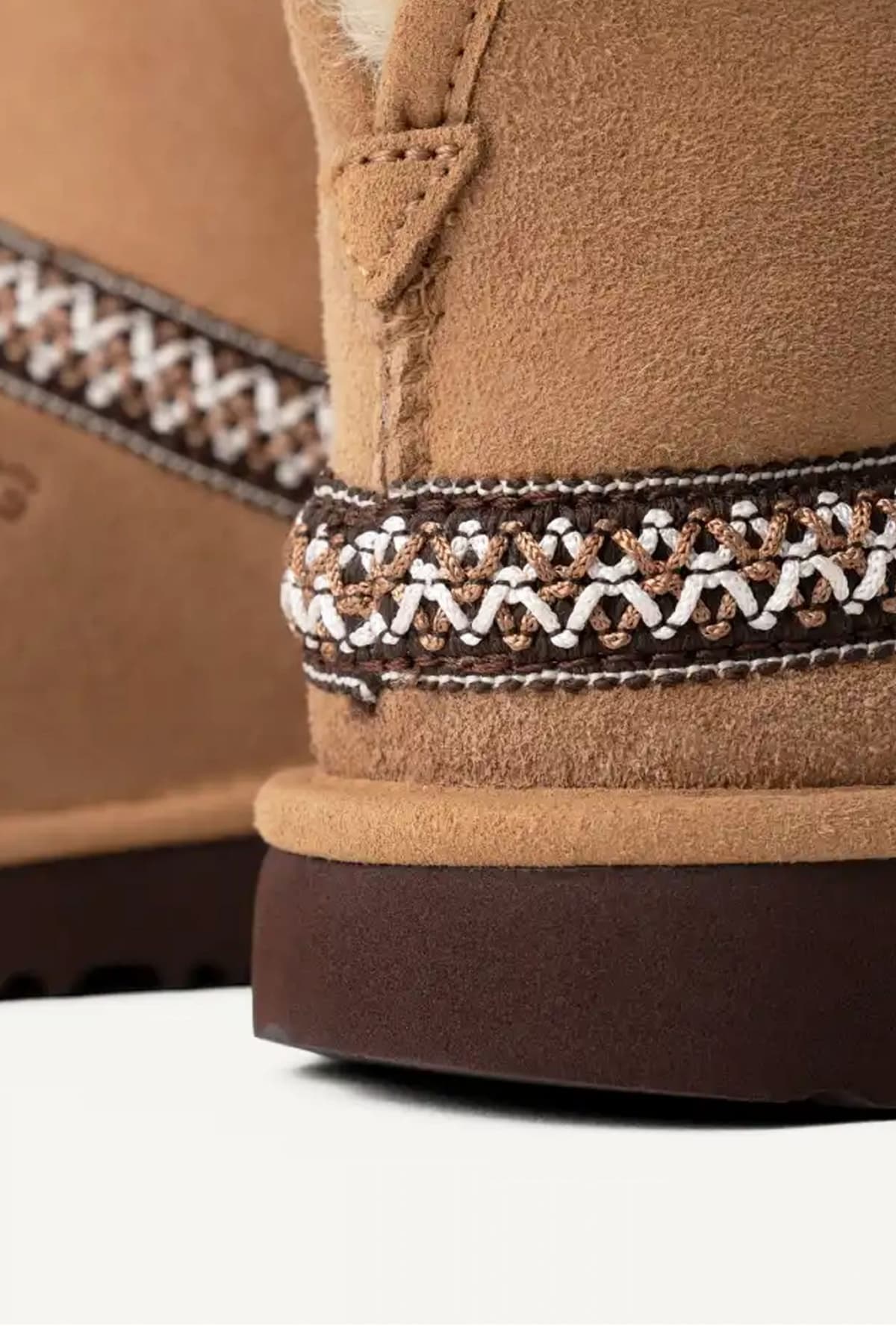 Μπότες UGG CLASSIC MINI CRESCENT