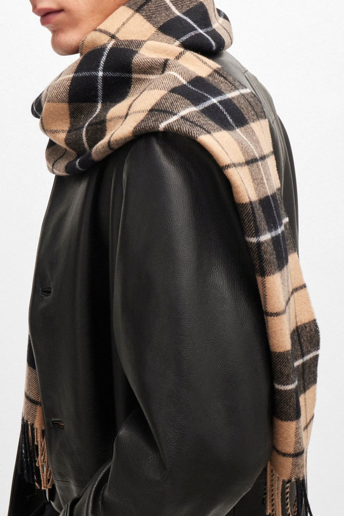 BOSS ΚΑΣΚΩΛ SHELIAN 33*180 ΜΠΕΖ