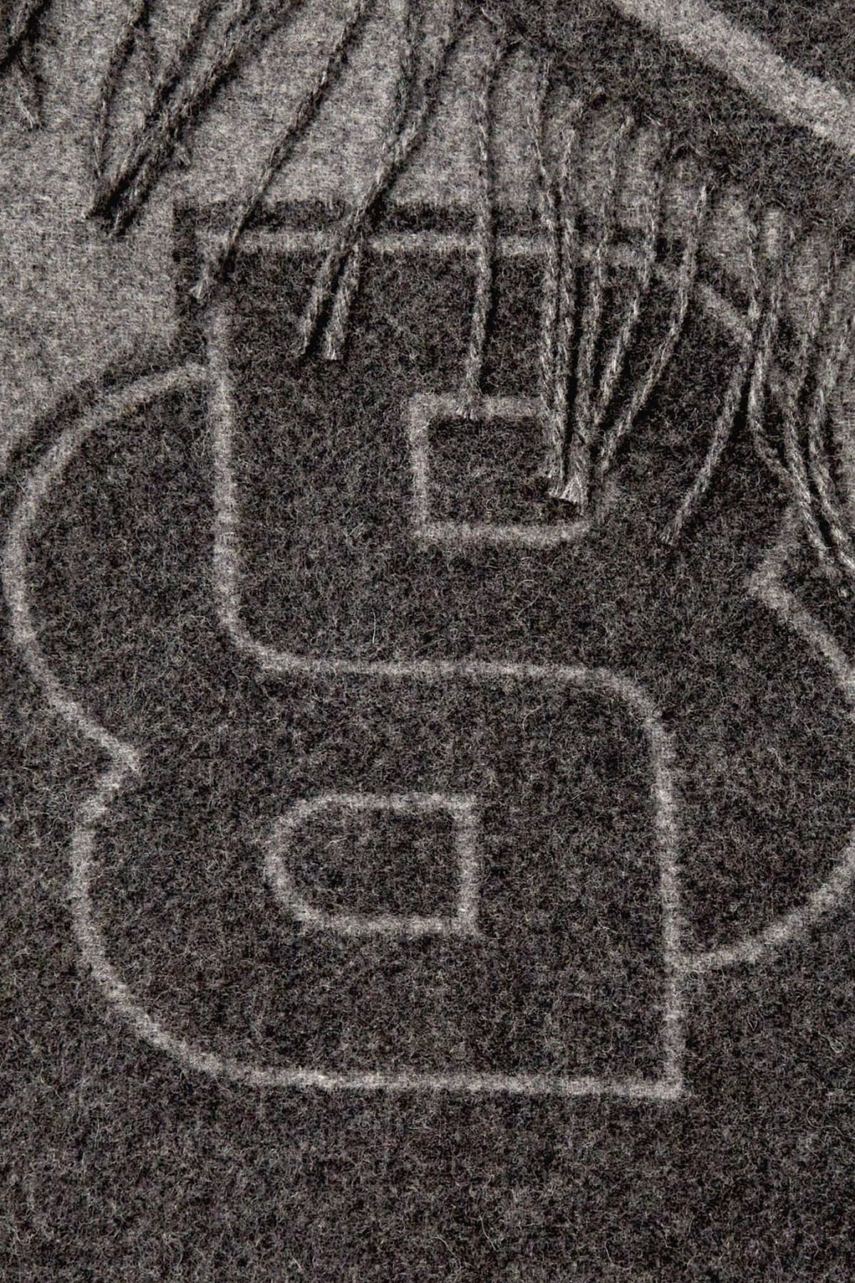 BOSS ΚΑΣΚΩΛ RIKARD 35*180 ΓΚΡΙ