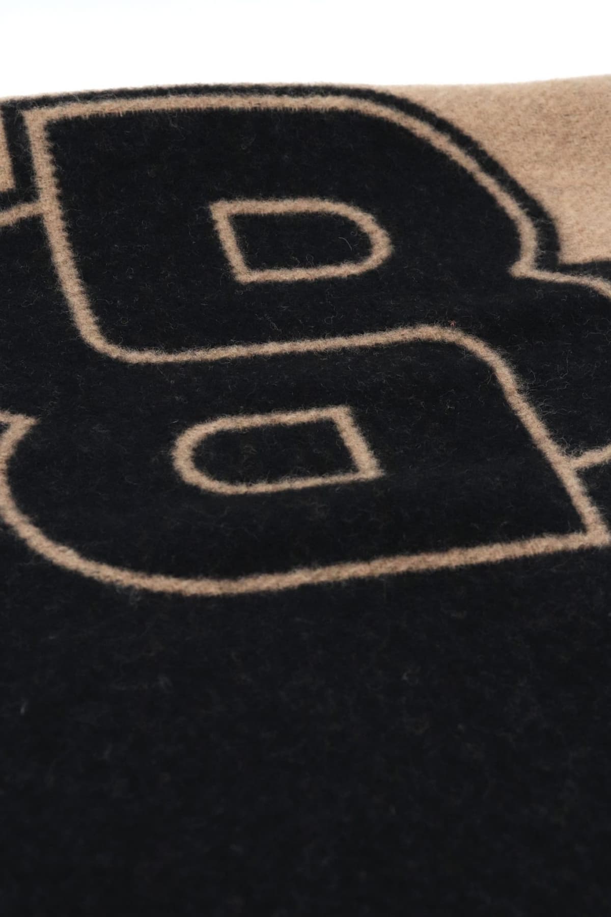 BOSS ΚΑΣΚΩΛ RIKARD 35*180 ΜΠΕΖ