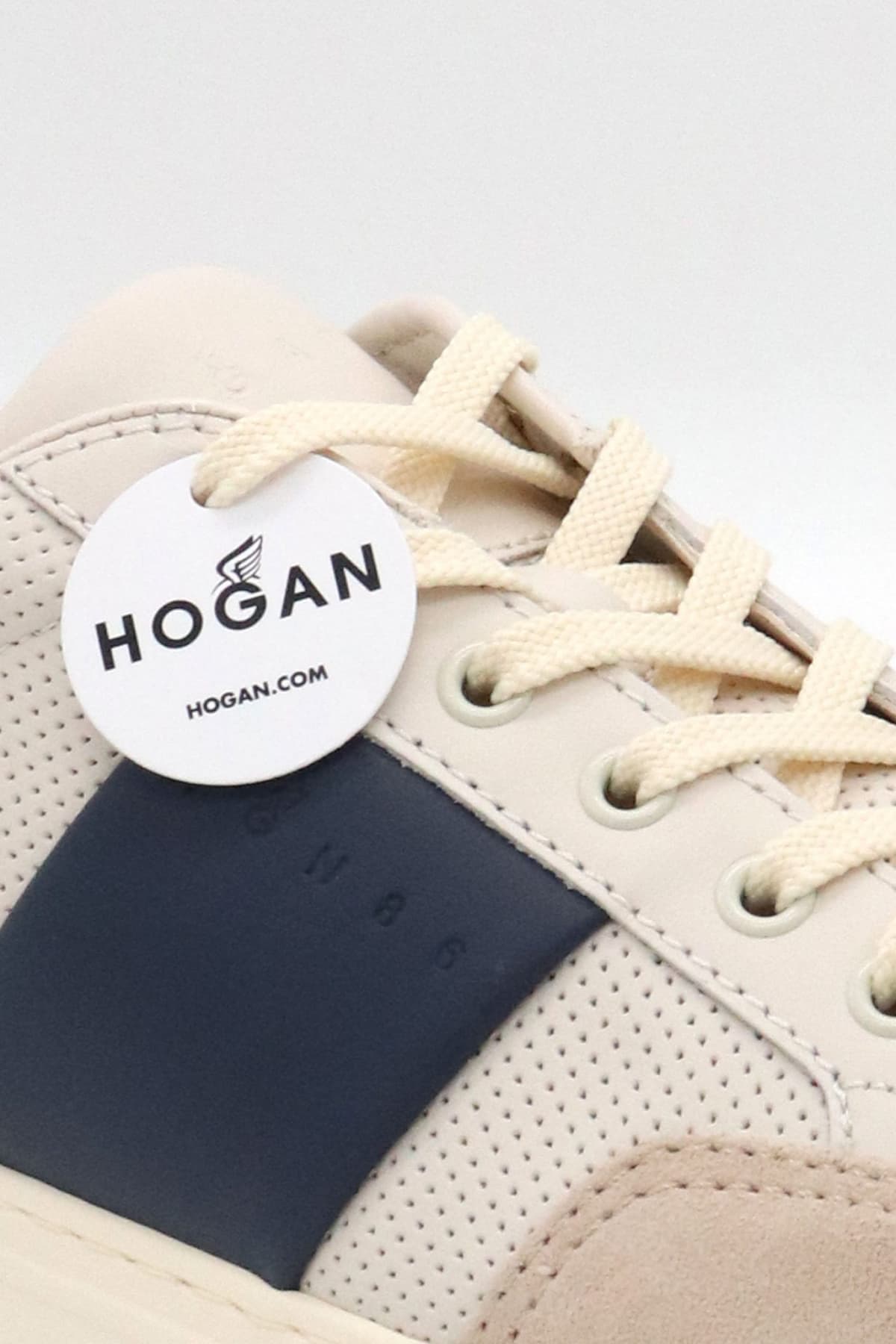 HOGAN ΠΑΠΟΥΤΣΙΑ SNEAKERS ALLACCIATO PUNZ BANDA ΔΕΡΜΑ ΕΚΡΟΥ-ΜΠΛΕ