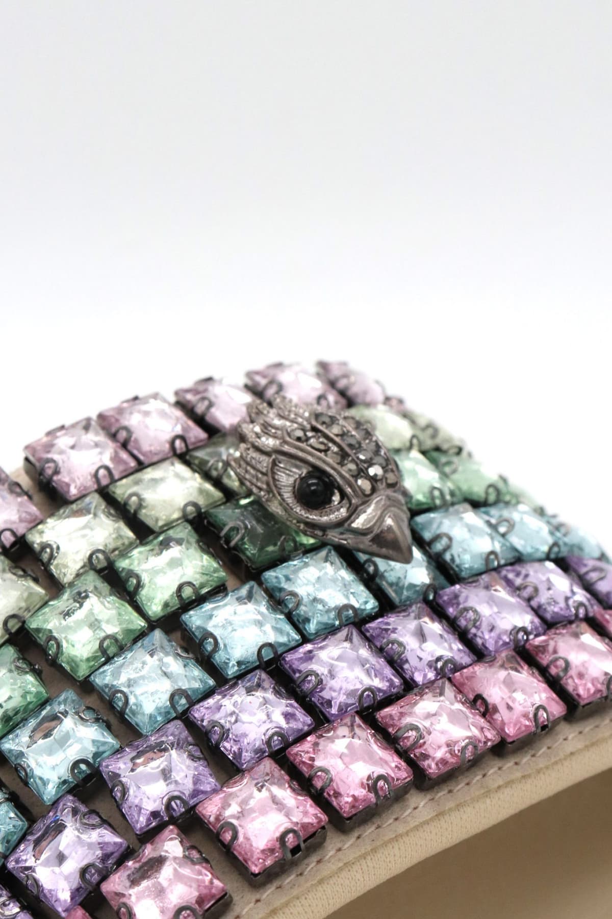 KURT GEIGER ΠΑΠΟΥΤΣΙΑ ΠΑΝΤΟΦΛΕΣ MEENA EAGLE JEWEL ΜΕΤΑΛΛΙΚΕΣ ΠΕΤΡΕΣ ΠΟΛΥΧΡΩΜΕΣ LOGO ΜΠΕΖ