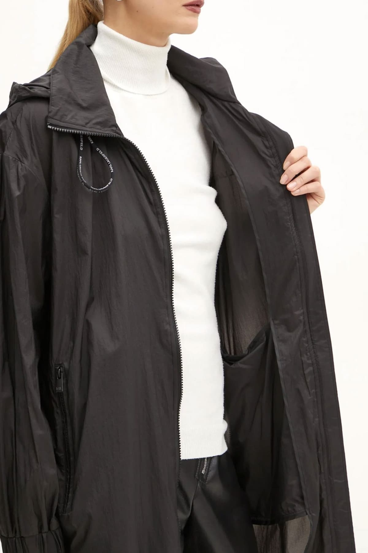 KARL LAGERFELD ΜΠΟΥΦΑΝ ΑΔΙΑΒΡΟΧΟ ΜΗ ΑΠΟΣΠΩΜΕΝΗ ΚΟΥΚΟΥΛΑ LOGO ΜΑΥΡΟ