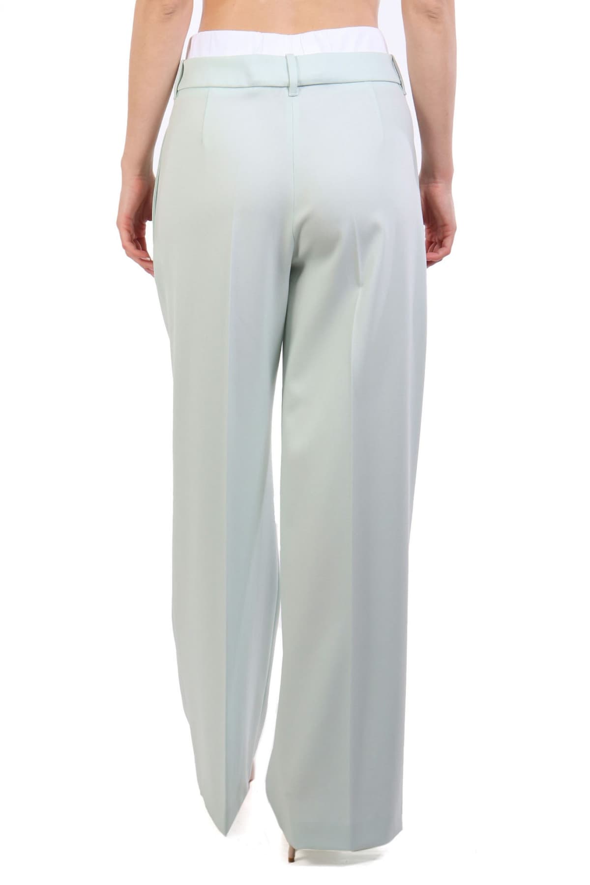 LIVIANA CONTI ΠΑΝΤΕΛΟΝΑ ΜΕ ΠΙΕΤΕΣ ΜΕΝΤΑ